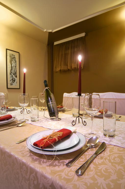 Garni Hotel President de Luxe Kragujevac Extérieur photo