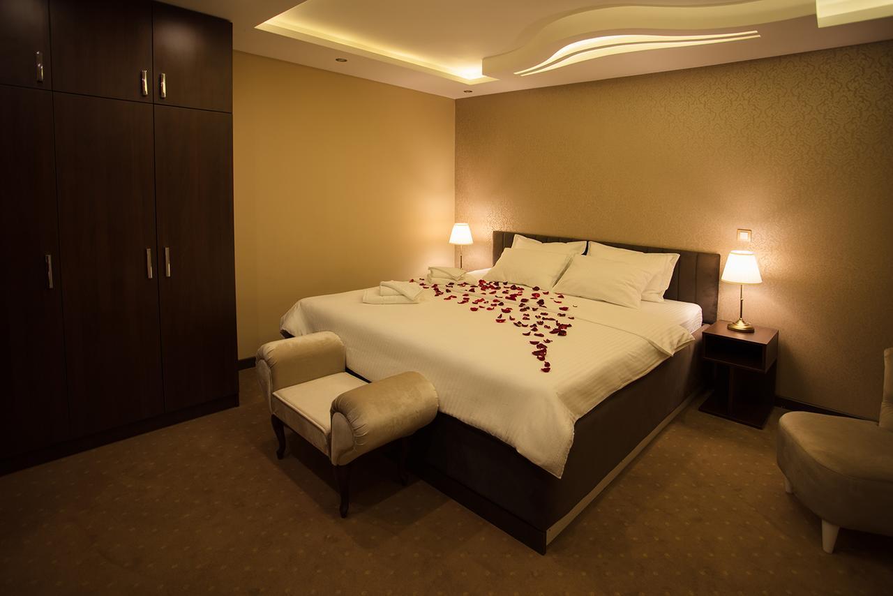 Garni Hotel President de Luxe Kragujevac Extérieur photo