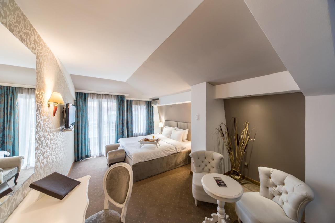 Garni Hotel President de Luxe Kragujevac Extérieur photo