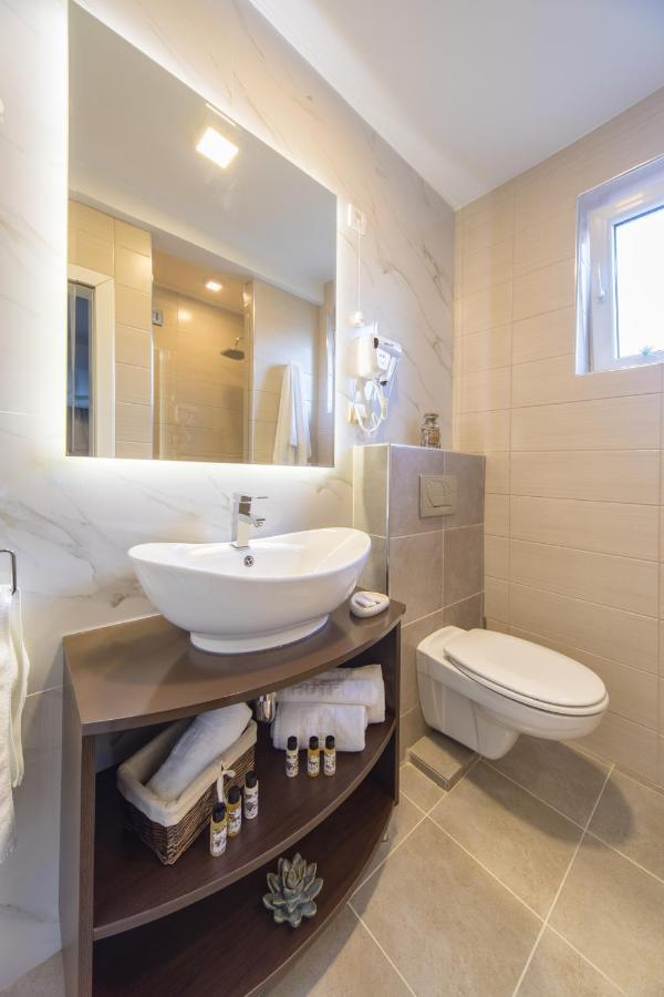 Garni Hotel President de Luxe Kragujevac Extérieur photo